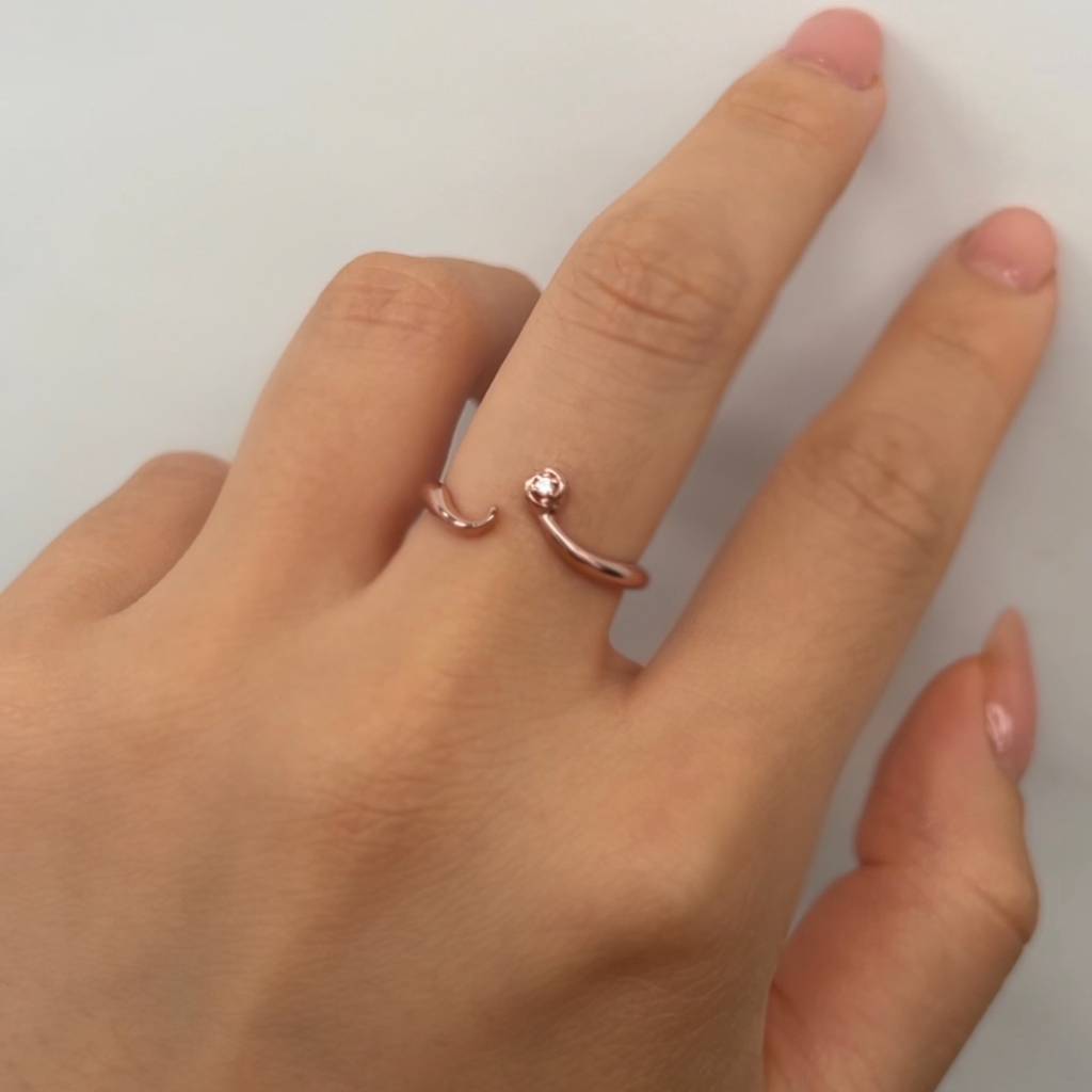 Jang-Mi 18k Rose Gold Vermeil Adjustable Ring on finger- KORYANGS brand